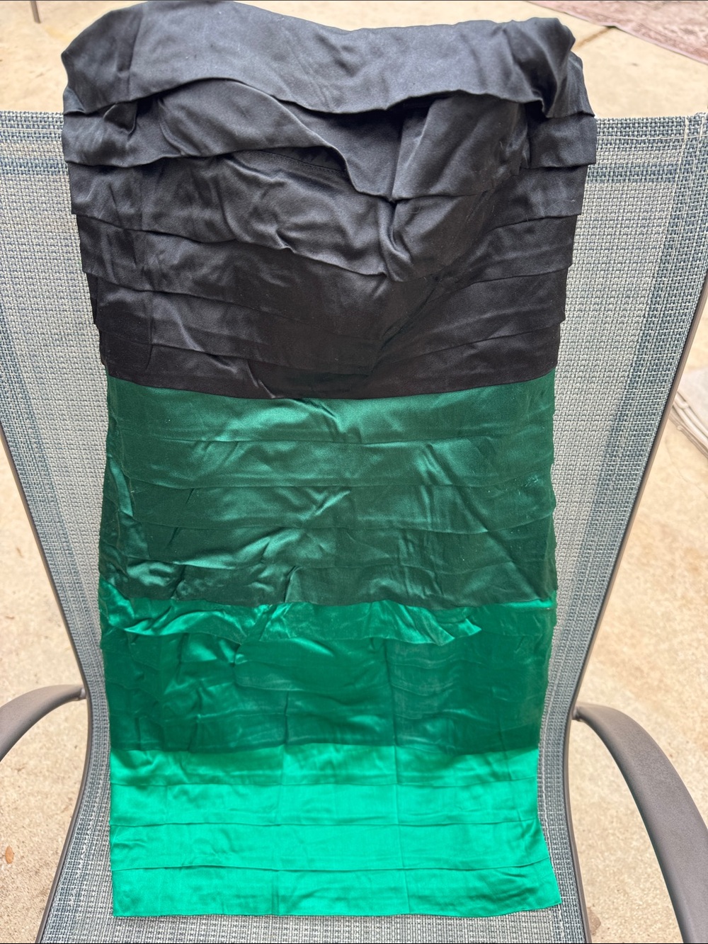 Bebe dress Green satin xxs